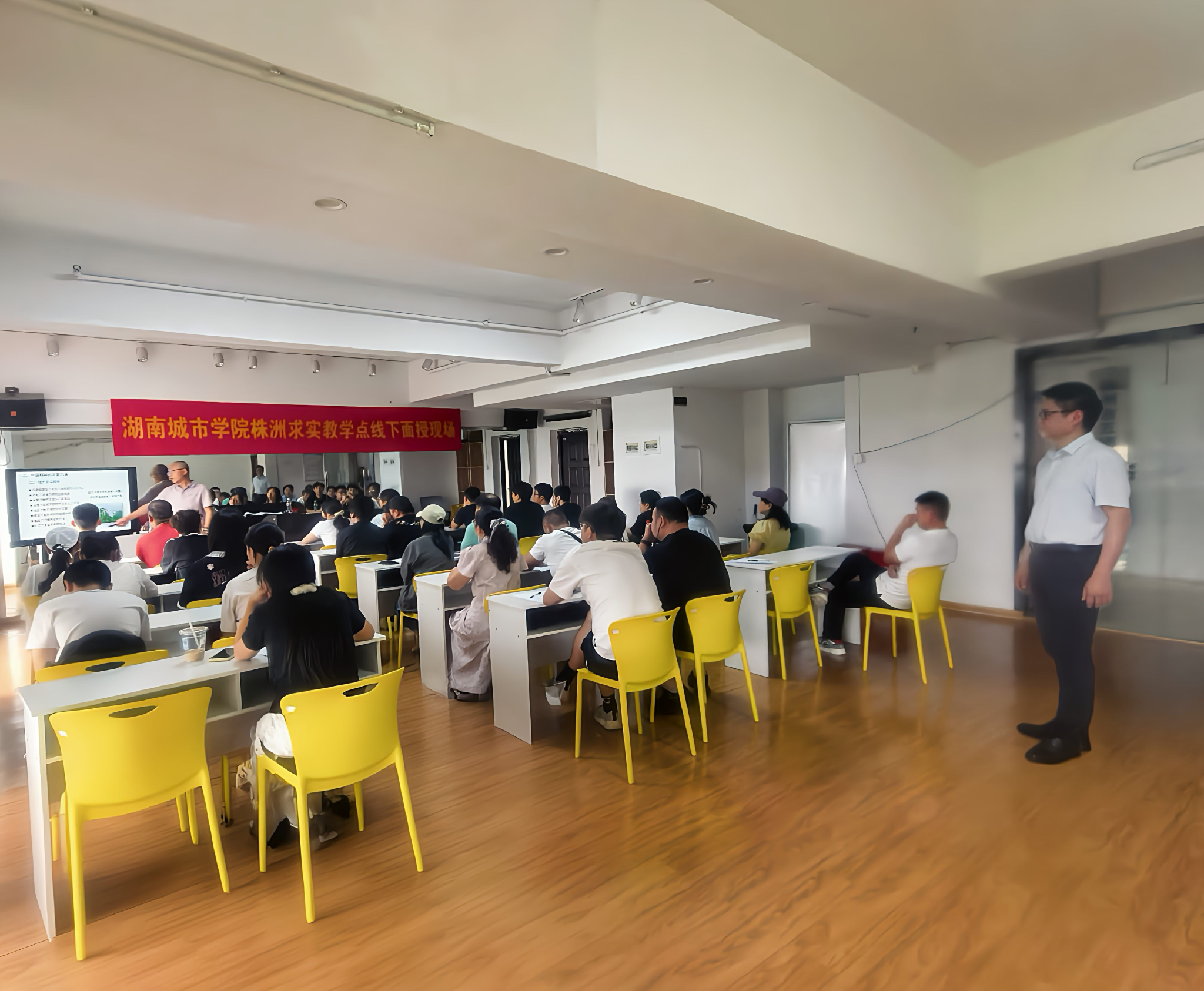 继续教育学院开展多地校外教学点面授专项检查
